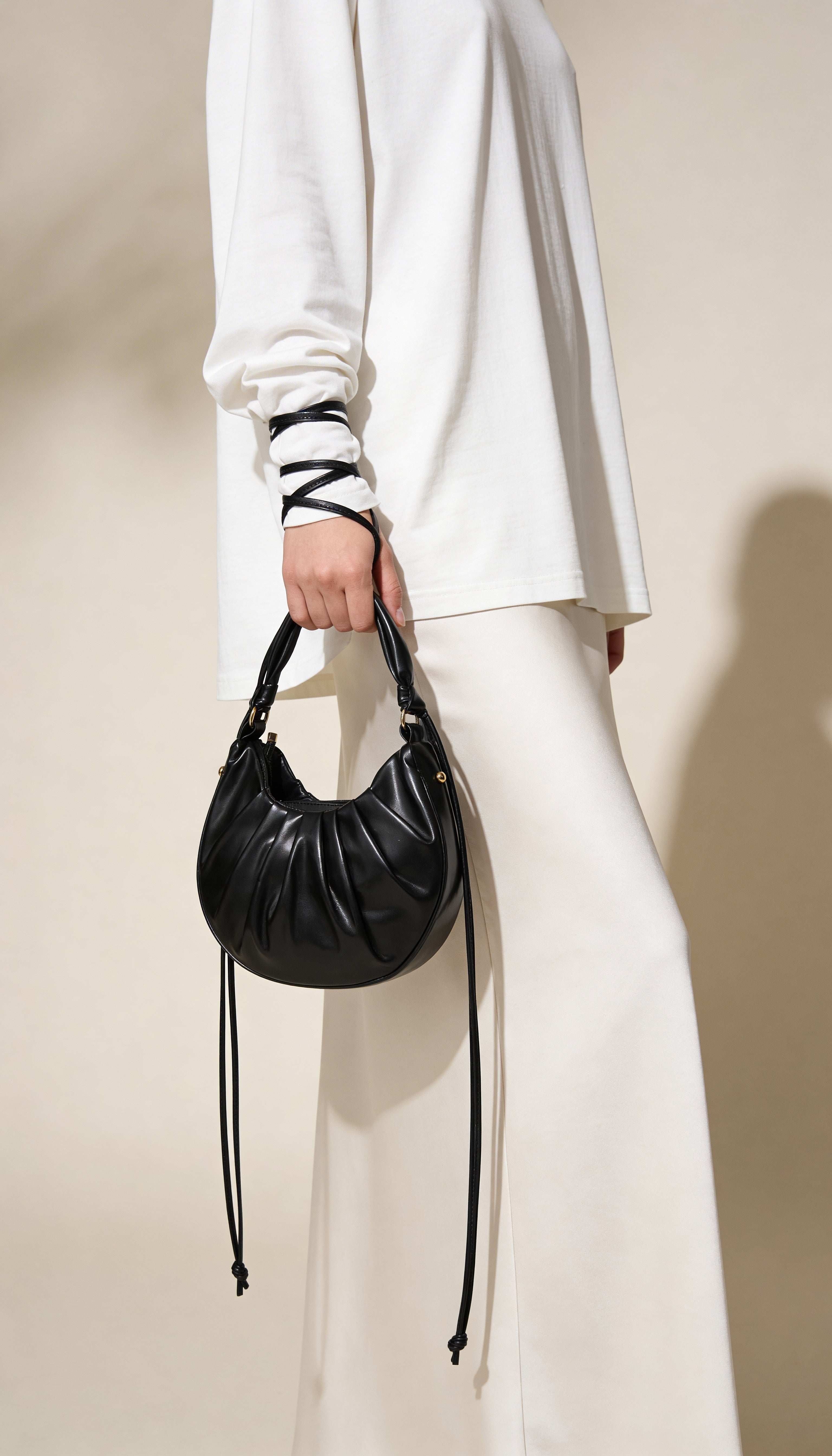 Cloud Shoulder Bag - Black